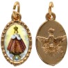 Médaille métal de couleur dorée ovale avec rebord effet dentelle H.1,5 cm avec résine. Disponible avec différents Saints