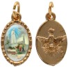 Médaille métal de couleur dorée ovale avec rebord effet dentelle H.1,5 cm avec résine. Disponible avec différents Saints