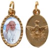 Médaille métal de couleur dorée ovale avec rebord effet dentelle H.1,5 cm avec résine. Disponible avec différents Saints