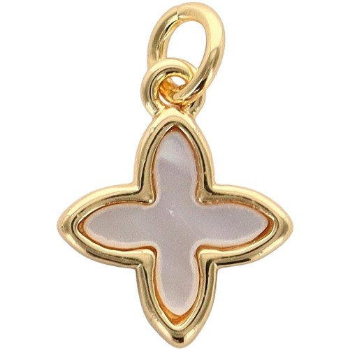 Croix de cou carrée, petit modèle, en laiton de couleur argenté et coquille d'eau douce  H. 8 mm