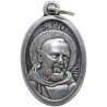 Médaille en métal couleur argentée forme ovale H. 2,2 cm. Plusieurs saints