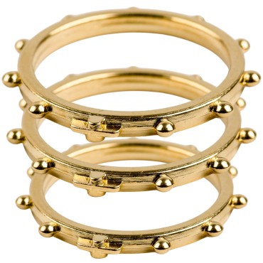 Dizainier bague métal couleur dorée avec petite croix relief.