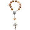 Dizainier sur chaine en bois d olivier Ø 10 cm, fermoir, croix en métal avec Christ.
