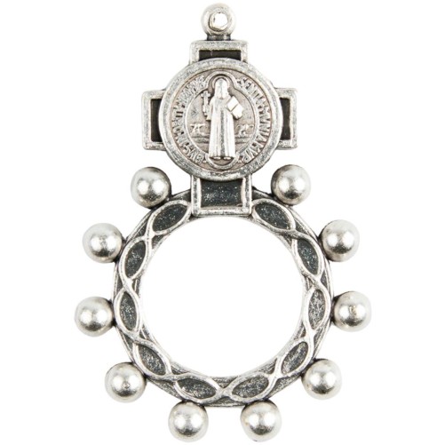 Dizainier scout en métal couleur argentée de saint Benoît, revers médaille. Taille FR 56.
