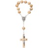 Dizainier sur chaîne en bois grains guillochés Ø 7 mm croix bois avec Christ.