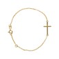 Bracelet en plaqué or ajustable sur chaine 16 -18 cm avec croix 1,7 x 1 cm. Livré en boite