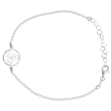 Bracelet en argent 925 °/°° ajustable sur chaine avec médaille triskel (2,3 g). Livré en boîte.