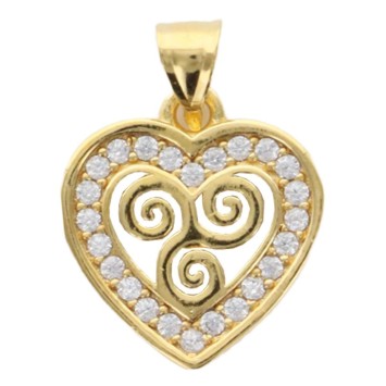 Pendentif coeur avec triskel 1.5 cm en plaqué or avec zirconium. Livré en boîte.