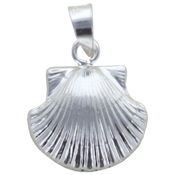 Pendentif coquille de saint Jacques de Compostelle sur 2 faces en argent 925°/°° H. 1 cm (0,80 g). Livré en boite.