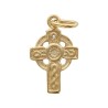 Pendentif en plaque or H. 1,5 cm croix celte. Livre en boite.