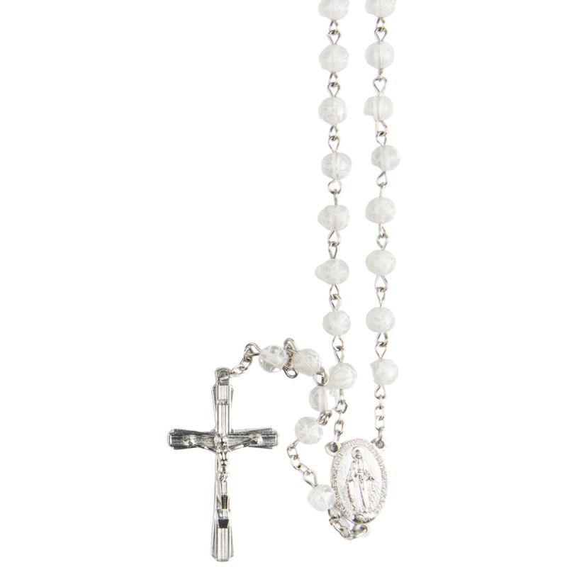 Chapelet grains transparents marbres, Ø 7 mm, chaine couleur argentee, longueur au cœur 34 cm, croix avec Christ.