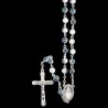 Chapelet grains bicolore blanc/ brillant, Ø 7 mm, chaîne couleur argentée, longueur au cœur 34 cm, croix avec Christ.