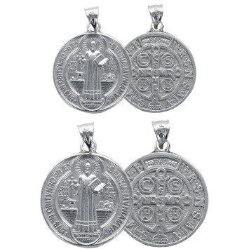 Medaille en argent 925 °/°° rhodie 2 faces de saint Benoit. Livree en boite, differentes tailles