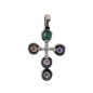 Croix de cou arrondie en argent 925 (1,15 g) avec zirconiums multicolores – H. 1,7 cm. Livrée en boîte.