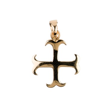 Croix de cou templière en plaqué or – H. 1,5 cm. Livrée en boîte.
