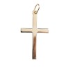 Croix de cou plate en plaqué or – H. 3,5 cm. Livrée en boîte.