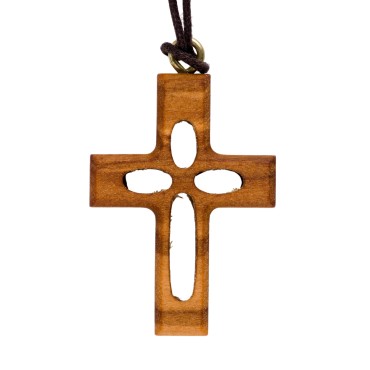 Croix de cou évidée en bois d olivier H. 4 cm avec cordon cuir 70 cm.