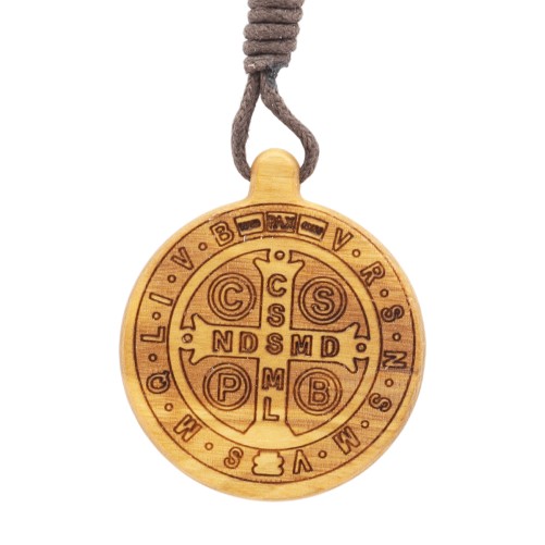 Porte-clés gravé en bois d 'olivier de saint Benoit Ø 3.5 cm.