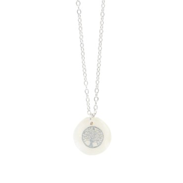 Pendentif rond en nacre et arbre de vie en acier inoxydable H. 1,6 cm avec chaine couleur argentee 45 cm.
