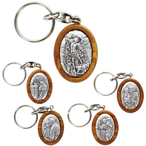 Porte-clés H. 4 cm en bois d´olivier et plaque métal couleur argentée, plusieurs saints.