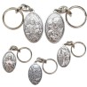 Porte-clés H. 4.5 cm en métal couleur argentée, plusieurs saints.
