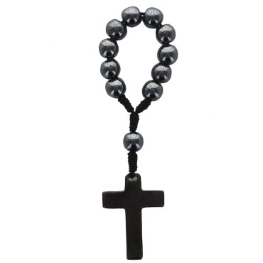 Dizainier sur corde avec grains ronds et croix en hématite Ø 7 mm.