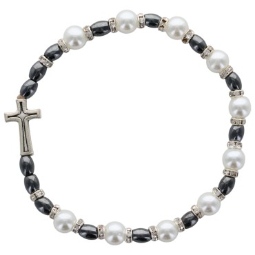 Bracelet dizainier sur élastique, grains en hématite et nacres avec strass ø 6 mm avec croix