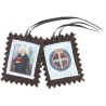 Scapulaire en tissus de saint Benoit avec explication H. 4,5 x 5 cm. Livre en sachet individuel.