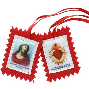 Scapulaire en tissus du Précieux Sang avec explication H. 4,5 x 5 cm. Sachet individuel.