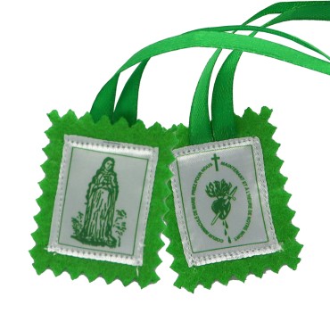 Scapulaire Vert en tissus du Cœur Immaculé de Marie avec explication H. 4.5 cm x 5 cm cordon vert Livre en sachet