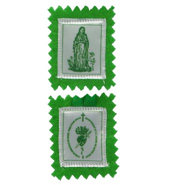 Scapulaire Vert en tissus du Cœur Immaculé de Marie avec explication H. 4.5 cm x 5 cm cordon vert Livre en sachet