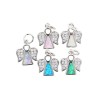 Pendentif couleur argentee en forme d ange avec zircon et opale synthetique couleur selon arrivage  H. 1,4 cm.