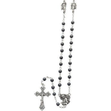 Chapelet en hématite Ø 5 mm, chaîne argentée, paters archanges, croix avec Christ, longueur au cœur 39 cm