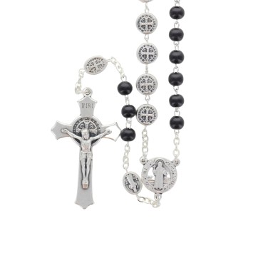 Chapelet métal et bois noir de st Benoit, grains Ø 9 mm sur chaine, croix avec Christ plus boite.