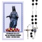 Chapelet de dévotion de la Vierge noire en plastique avec notice explicative, livre en sachet individuel.