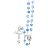 Chapelet grains en verre marbrés, Ø 8 mm, chaîne couleur argentée, longueur au cœur 33 cm, croix avec Christ.