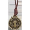 Médaille de saint benoit bronze avec cordon marron 1.8 x 2.1 cm