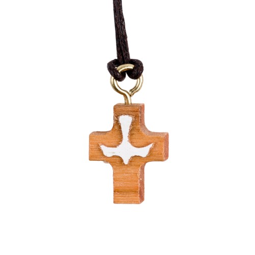 Croix de cou en bois d' olivier avec colombe en relief peinte en blanc H. 1,5 cm avec cordon cuir 70 cm.