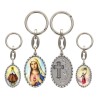 Porte-clés en aluminium de couleur argenté hauteur 3,8 cm, avec résine. Disponible avec plusieurs saints au choix.
