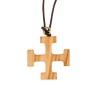 Croix de cou Scout en bois d' olivier H. 2,4 cm avec cordon cuir 70 cm.