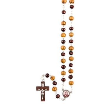 Chapelet grains en bois d´olivier et marron Ø 7 mm, chaine couleur argentee, longueur au cœur 28 cm, croix avec Christ.