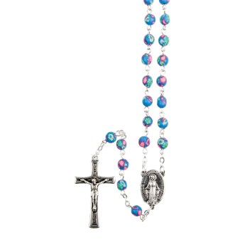 Chapelet grains gomme, Ø 7 mm, chaine couleur argentee, longueur au cœur 31 cm, croix avec Christ.