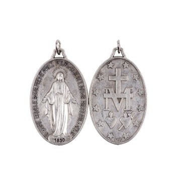 Medaille metal couleur argentee de la Vierge Miraculeuse inscription en Francais, plusieurs tailles.