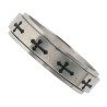 Bague dizainier tournant avec croix ajouree en acier inoxydable de couleur argente. Differentes tailles.
