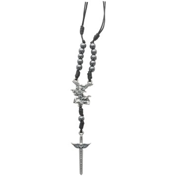 Collier dizainier réglable avec cordon noir, grains en hématite, cœur Saint Michel et pendentif épée de Saint Michel.