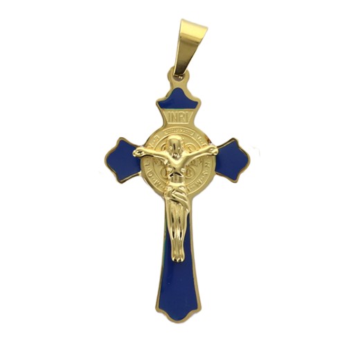 Croix de cou de Saint Benoit couleur doree, emaillee, H. 4,5 cm. LOT DE 10 ASSORTIS