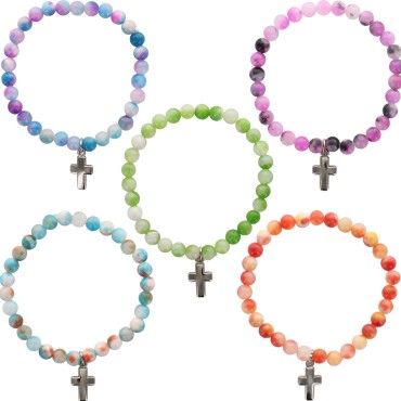 Bracelet sur elastique avec grains ronds en jade blanc naturelle de 6 mm de diametre, avec croix en metal. LOT DE 5 ASSORTIS
