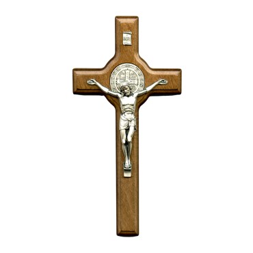 Croix de saint Benoit en bois foncé, hauteur 21 cm.
