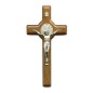 Croix de saint Benoit en bois foncé, hauteur 21 cm.