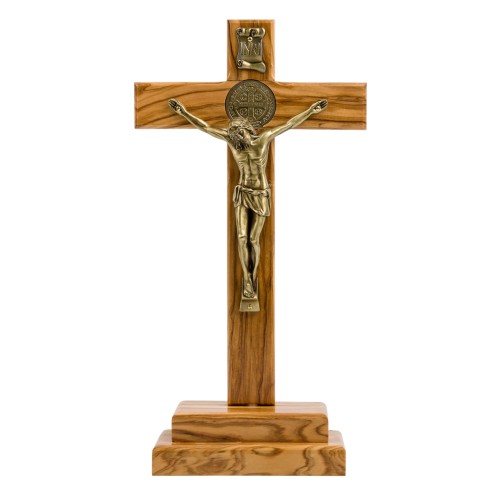 Croix de saint Benoit en bois d olivier et Christ couleur bronze avec coffret sur le socle, hauteur 28,5 cm.